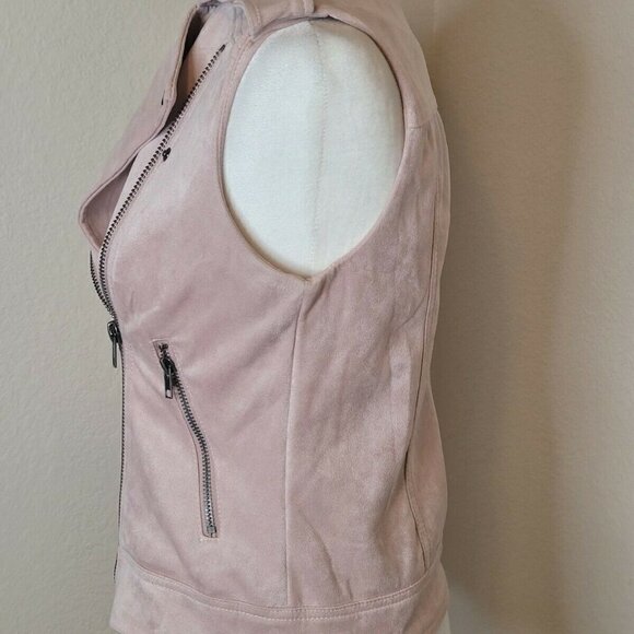 FAUX SUEDE MOTO VEST IN BLUSH PINK - Picture 2 of 10